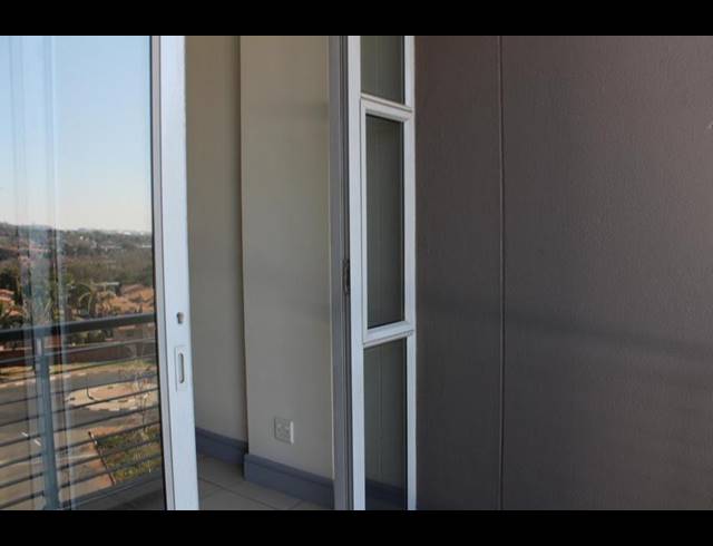 2 BEDROOM APARTMENT FOR SALE IN BEDFORD GARDENS